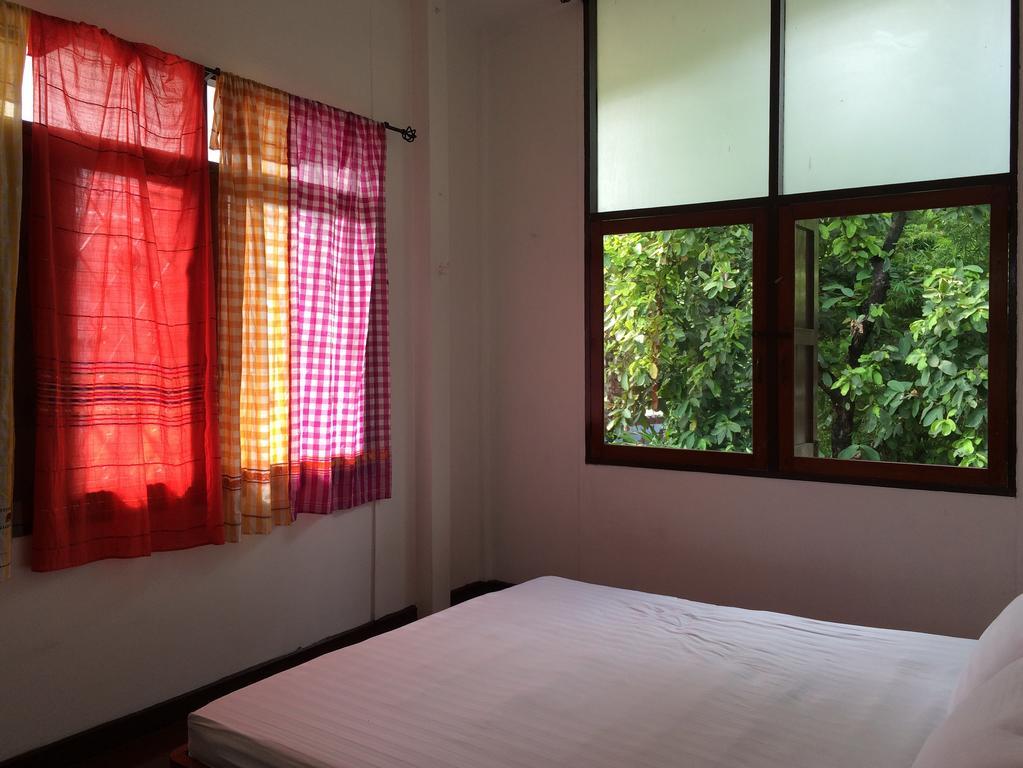 Many Trees Appartement Bangkok Buitenkant foto
